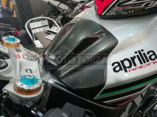 Kryt nádrže - přední - Aprilia RSV4 2013-2020