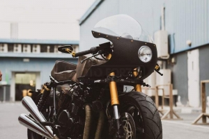 UNI Polokapotáž styl - Ducati, Moto Guzzi, BMW uzw. - na moto Honda CBX 750