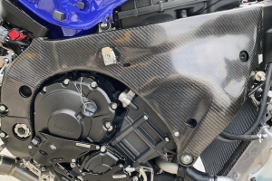 Yamaha YZF R1 2015-2019, 2020-2024 - Kryty rámu - pár - CARBON Twill Lesklý